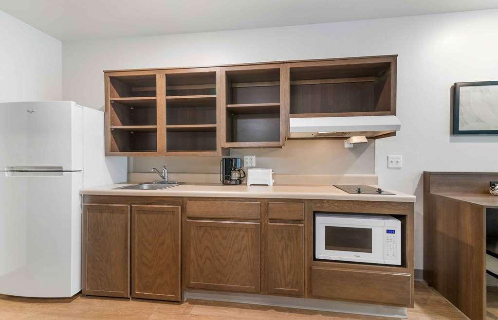 Extended Stay America Select Suites - Orlando - Airport Ruang foto